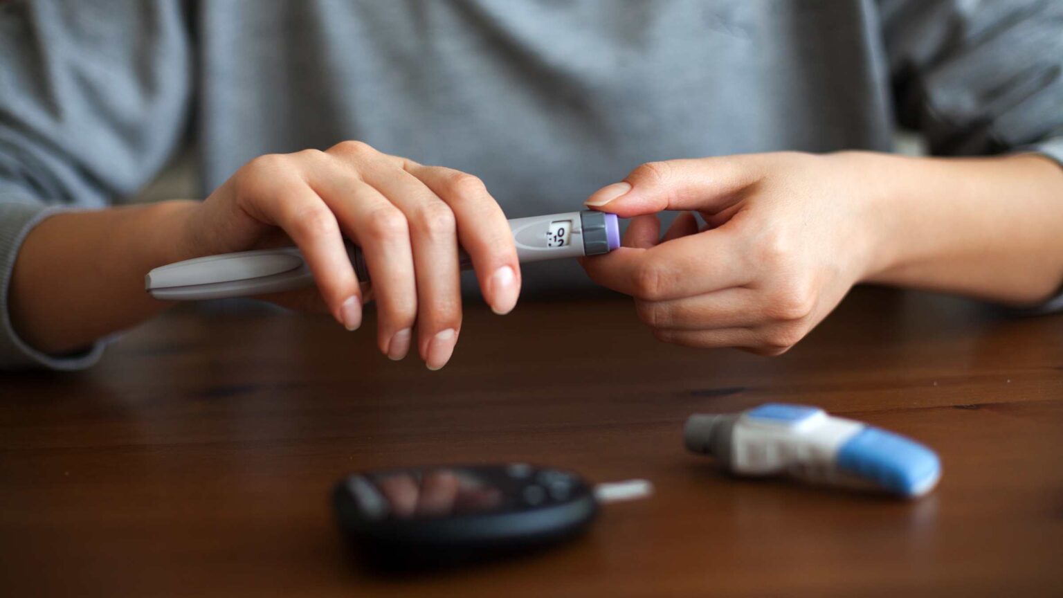 Type 1 diabetes blood glucose monitoring